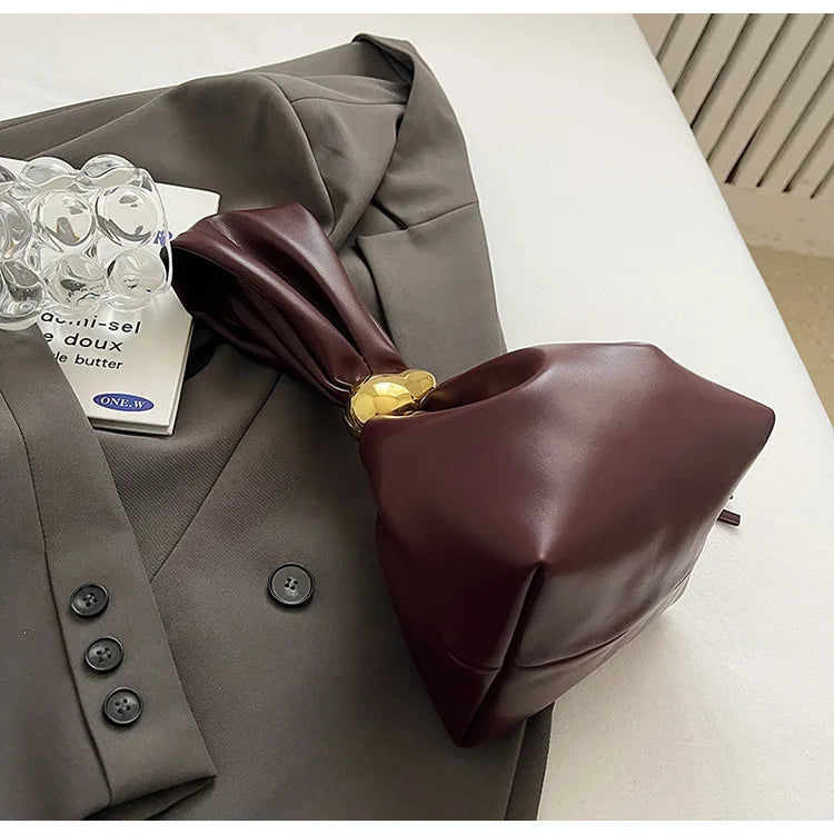 Personalized Soft Leather Clutch Bag Luxury Designer Women Pleated Mini Bucket Pouch Temperament Side Zipper Party Evening Bags