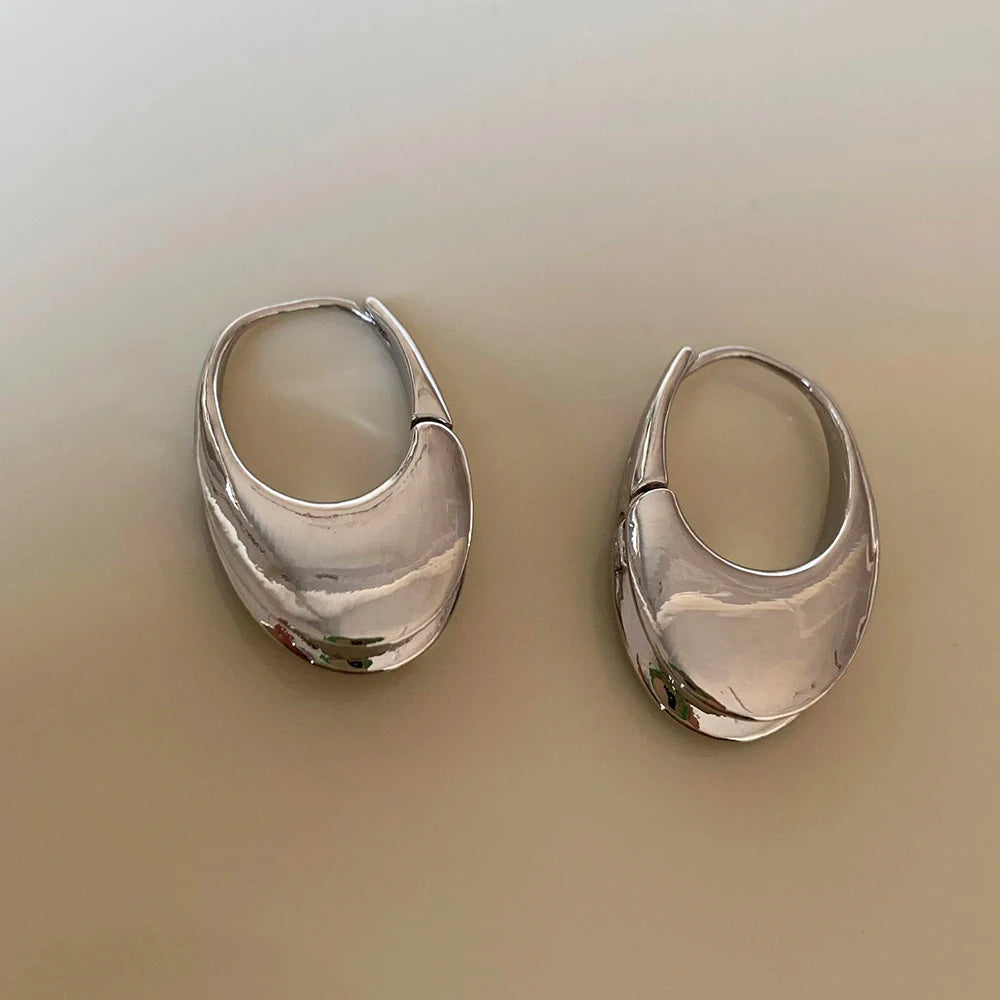 Smooth Metal Chunky Hoop Earrings for Women Girls Fashion Round Elliptic Hollow Circle Hoops Statement Earrings Punk OL Jewelry