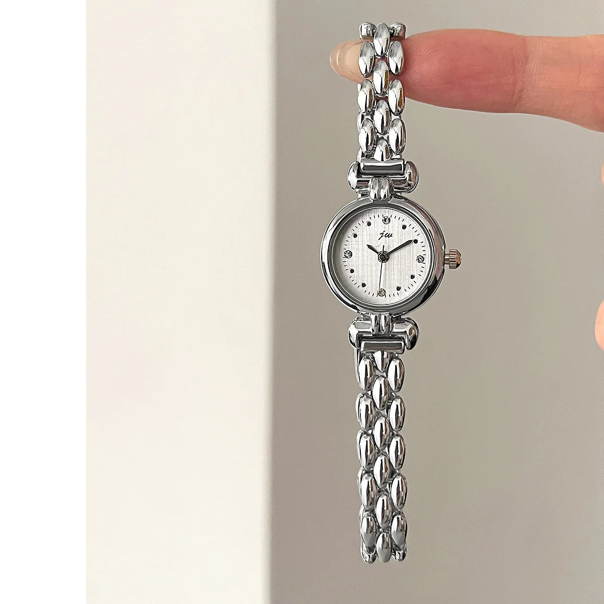Women's Watch Simple Retro Bracelet Watches Small and Exquisite Versatile Steel Belt Ladies Fashion Quartz Clock Wristwatches