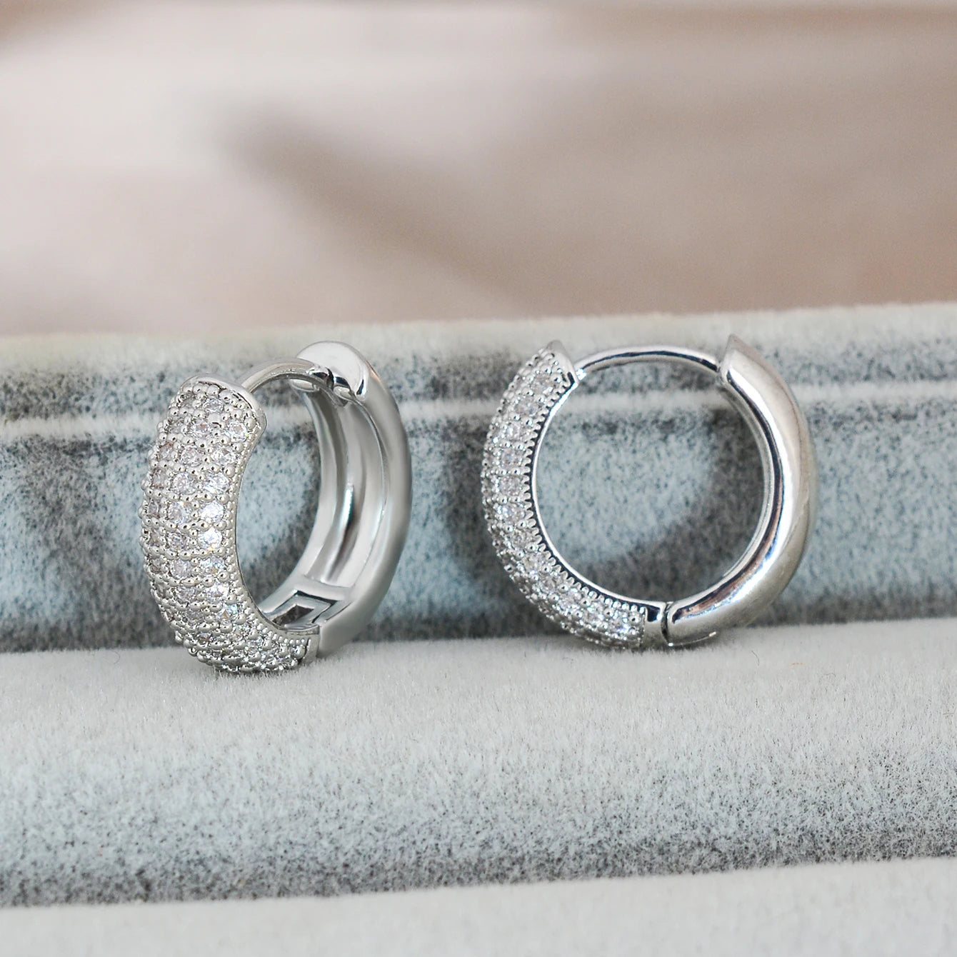 Fashion Silver Color Round Huggies Hoop Earrings for Women 4 Row Crystal Cubic Zirconia Statement Female Earrings Trends Jewelry