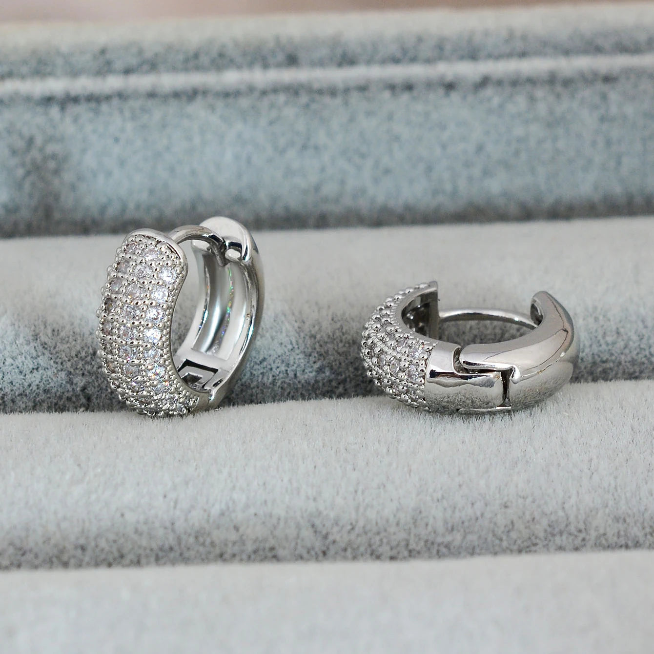 Fashion Silver Color Round Huggies Hoop Earrings for Women 4 Row Crystal Cubic Zirconia Statement Female Earrings Trends Jewelry