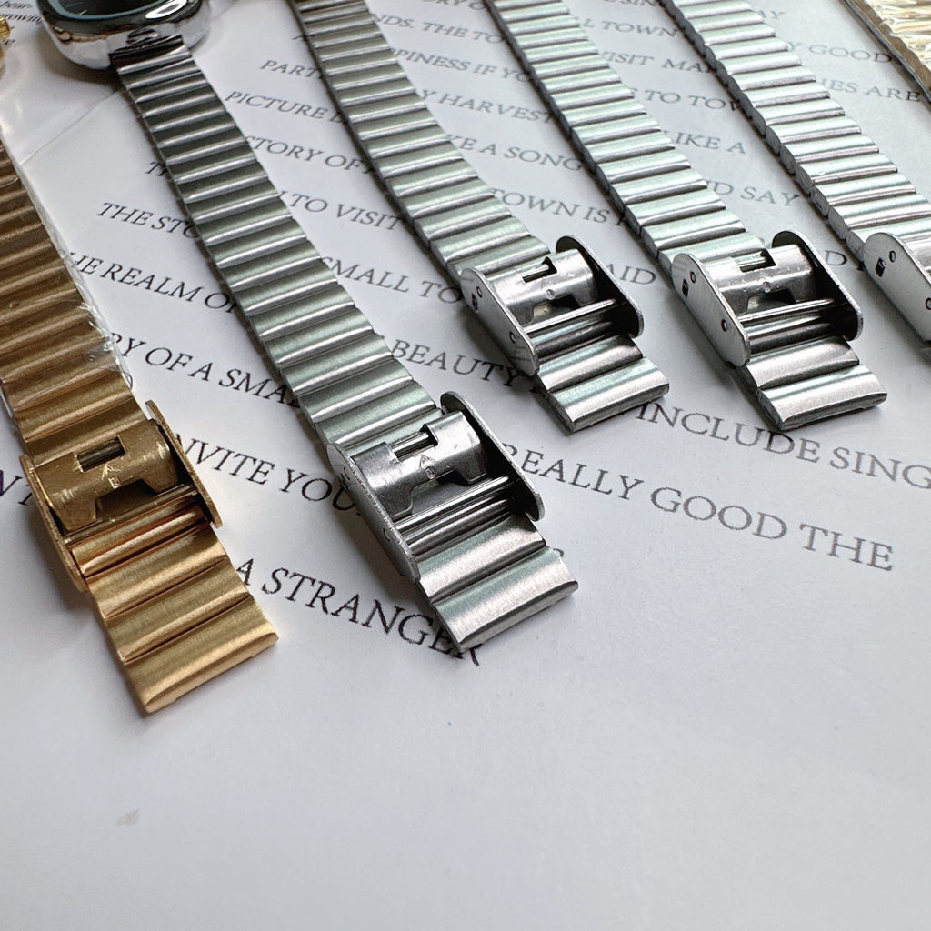 Fashion Luxury Women Quartz Watch Stainless Steel Oval Small Dial Bamboo Strap Girl Student Wristwatch Dropshipping Relogio