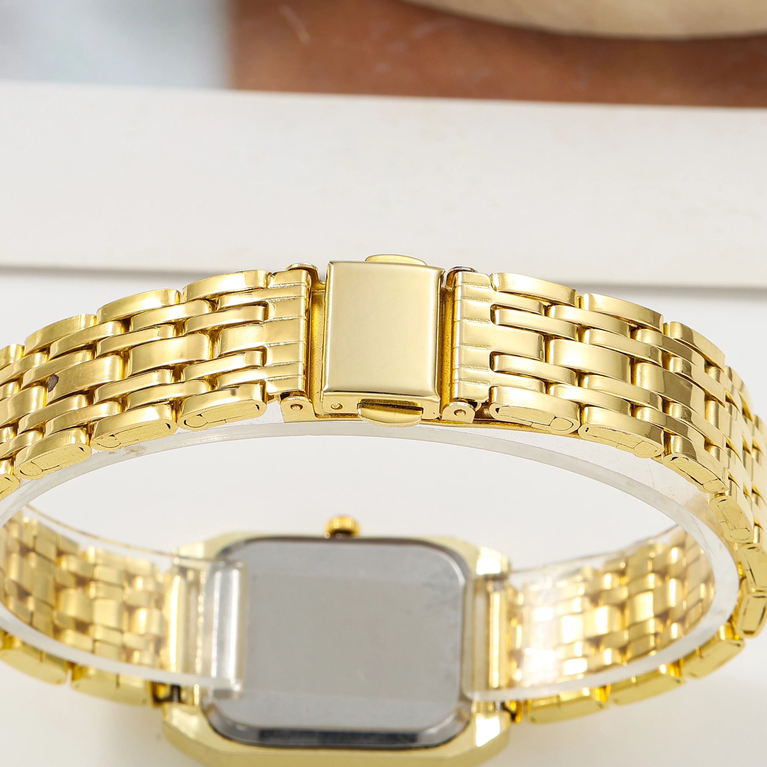 Versatile and Simple Women's Square Ins-Style Steel Band Quartz Watch, Stylish and Elegant Bracelet Watch Set