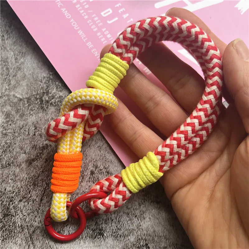 Keychains Contrast Color Key Chain Accessories Luxury Car Keychain Bag Charms for Handbags Exquisite Gift Boyfriend Key Tags