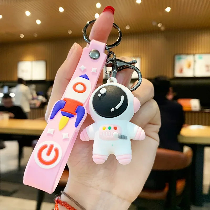 Keychains Astronaut Kawaii Key Chain Spacemen Cute Lovely Pendant Car Key Decoration Cartoon Couple Pendant Friendship Keychain