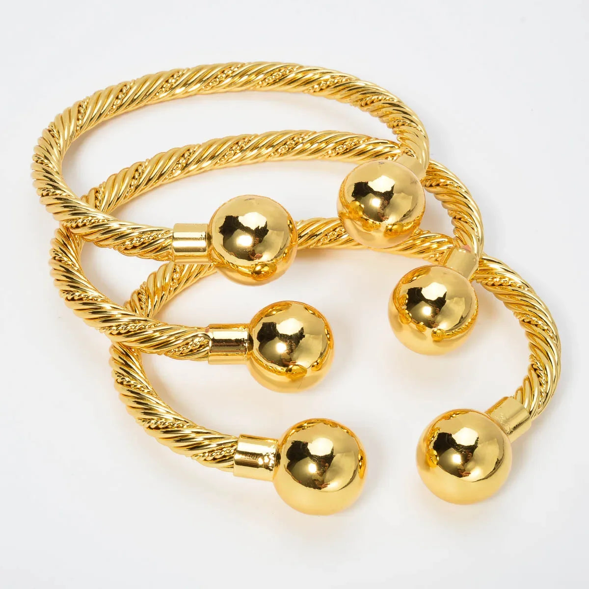 Diana Baby Jewelry on Hand 18K Gold Plated Bangle Women Jewelry Luxury Twist Charms African Cuban Dubai Birthday Gift Female